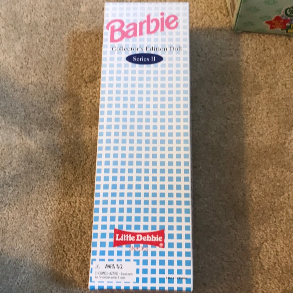 Barbie - Picture 2 of 2